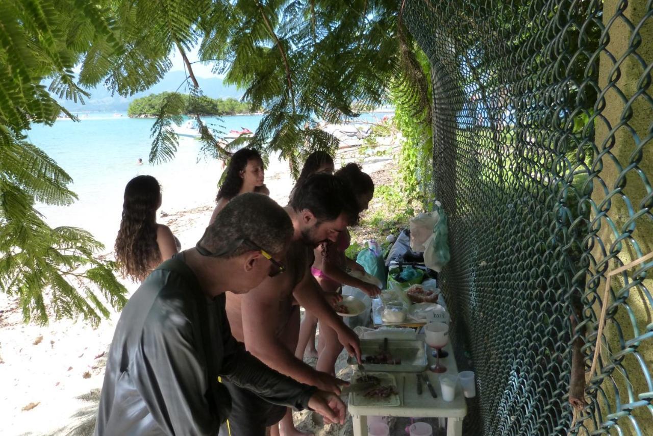 Appartamento Kitnet Aconchegante A 200M Da Praia Angra dos Reis Esterno foto